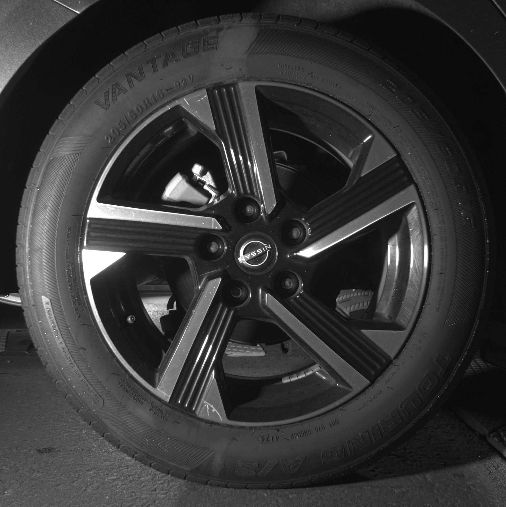 Used 2024 Nissan Sentra SV FWD image 15
