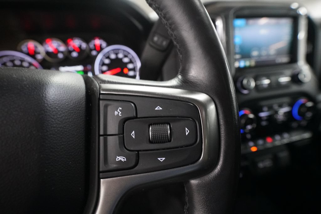 Used 2020 Chevrolet Silverado 1500 RST AWD/4WD image 18