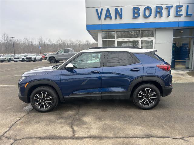 Certified 2023 Chevrolet TrailBlazer ACTIV w/ Sun and Liftgate Package image 2