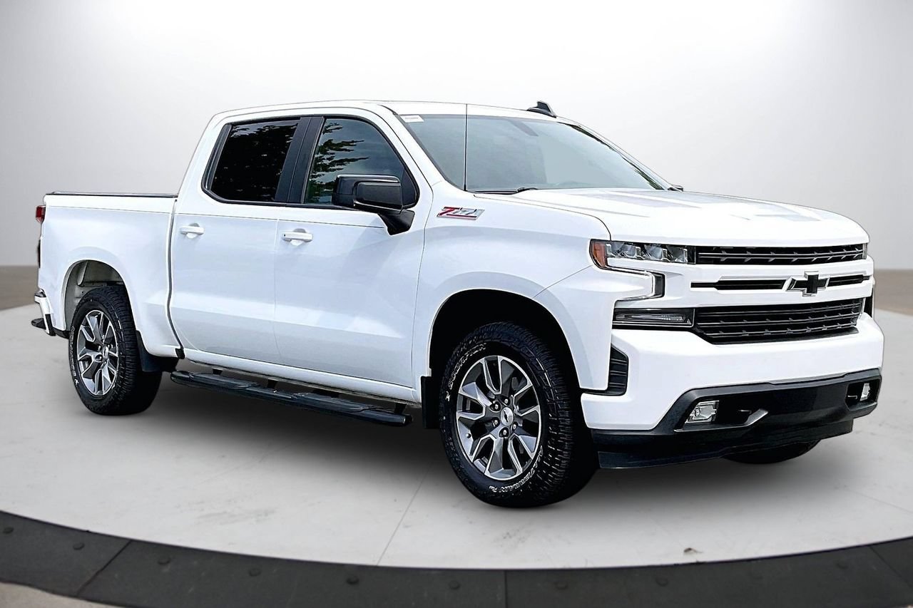 Used 2021 Chevrolet Silverado 1500 RST w/ Z71 Off-Road Package AWD/4WD image 2