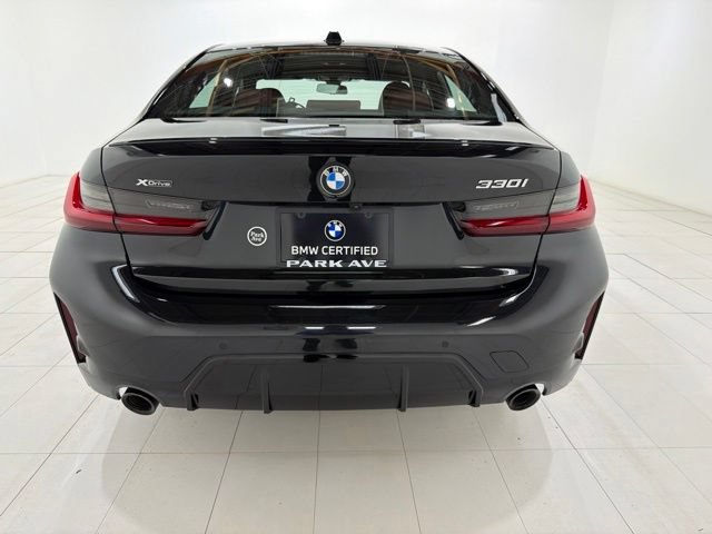 Certified 2023 BMW 330i xDrive Sedan w/ M Sport Package AWD/4WD image 4