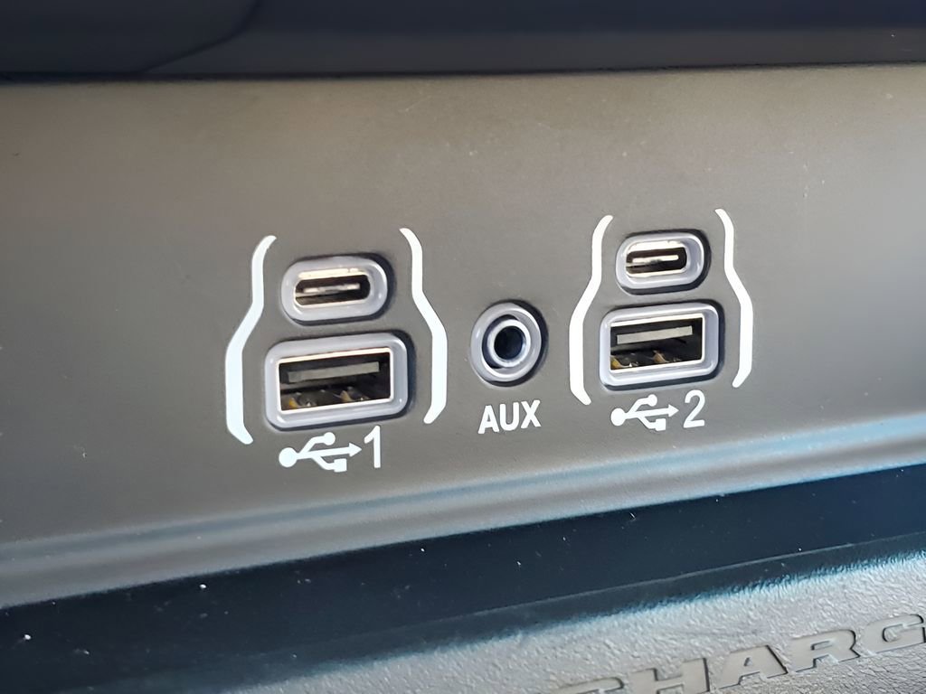 Used 2025 RAM 1500 Big Horn image 32