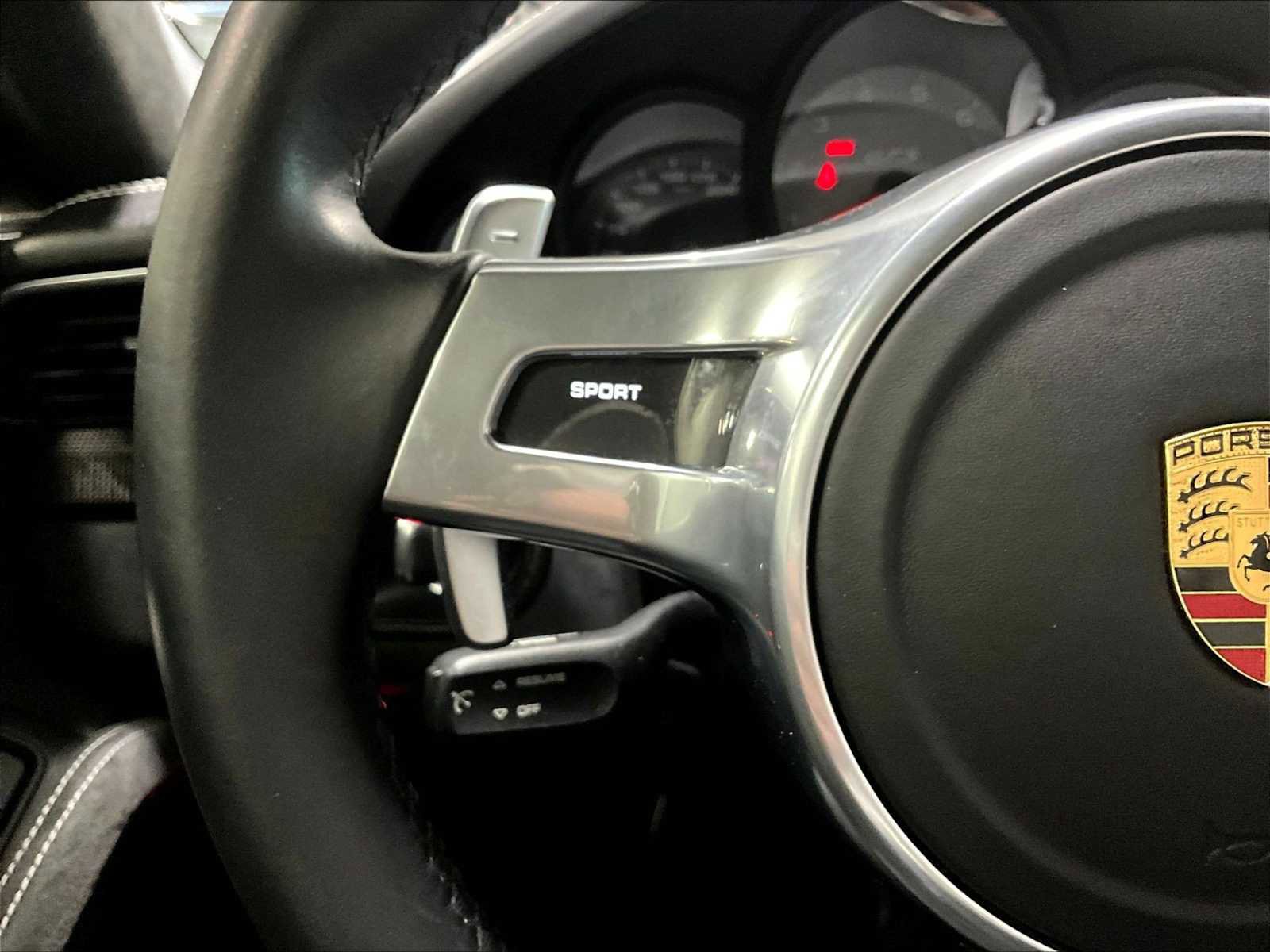Used 2016 Porsche 911 Carrera GTS image 20