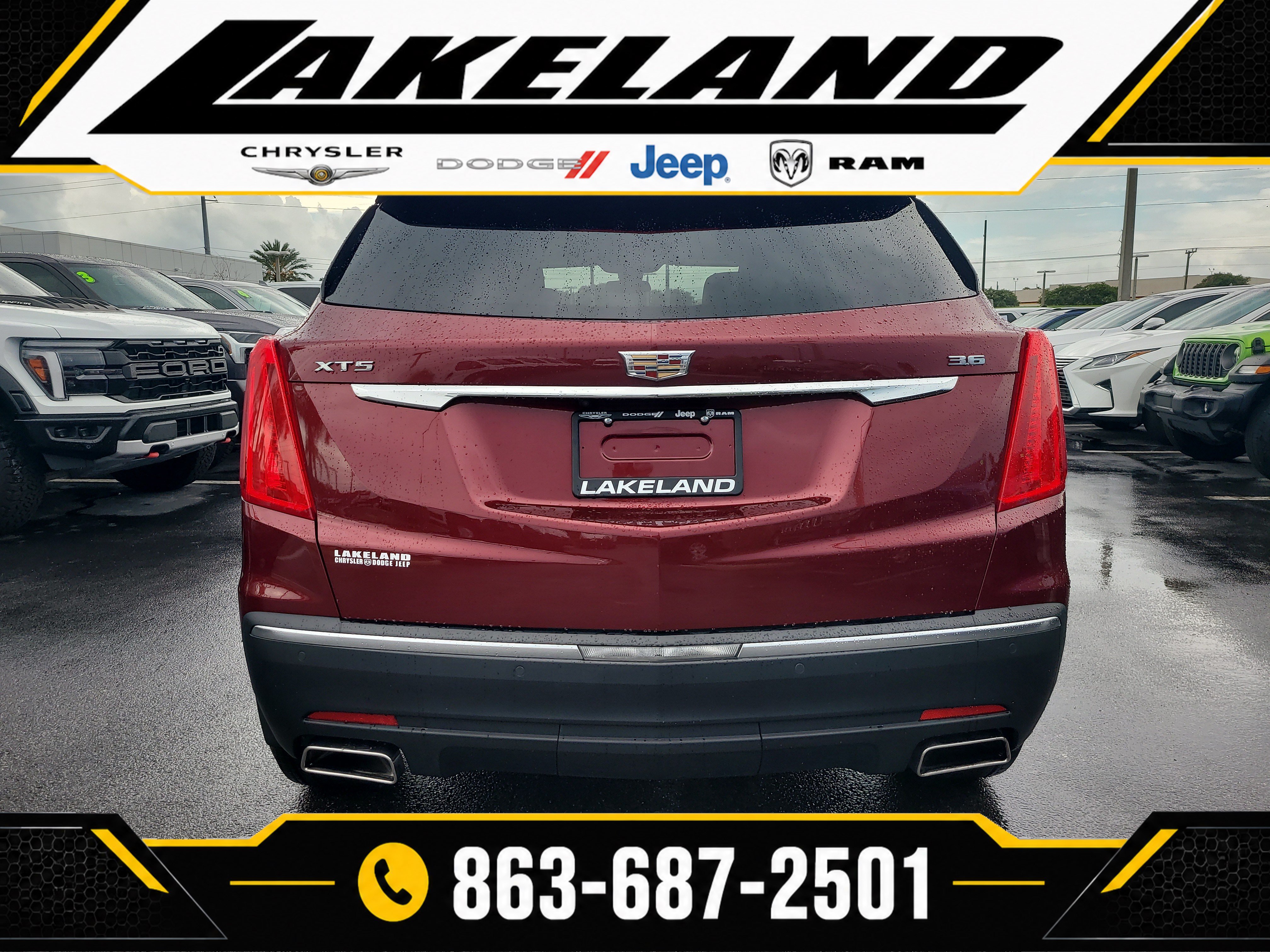 Used 2017 Cadillac XT5 Luxury w/ Driver Awareness Package FWD image 5