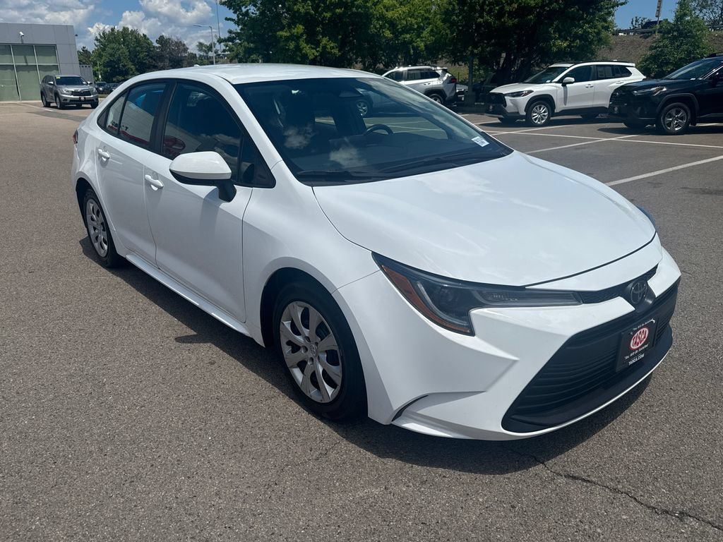 Used 2024 Toyota Corolla LE FWD image 9