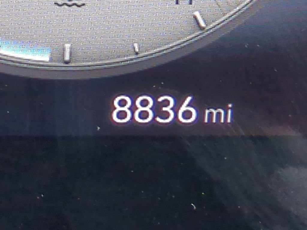 Certified 2025 Hyundai Elantra SEL image 28