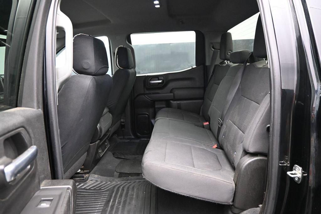 Used 2020 Chevrolet Silverado 1500 Custom w/ Custom Value Package AWD/4WD image 24