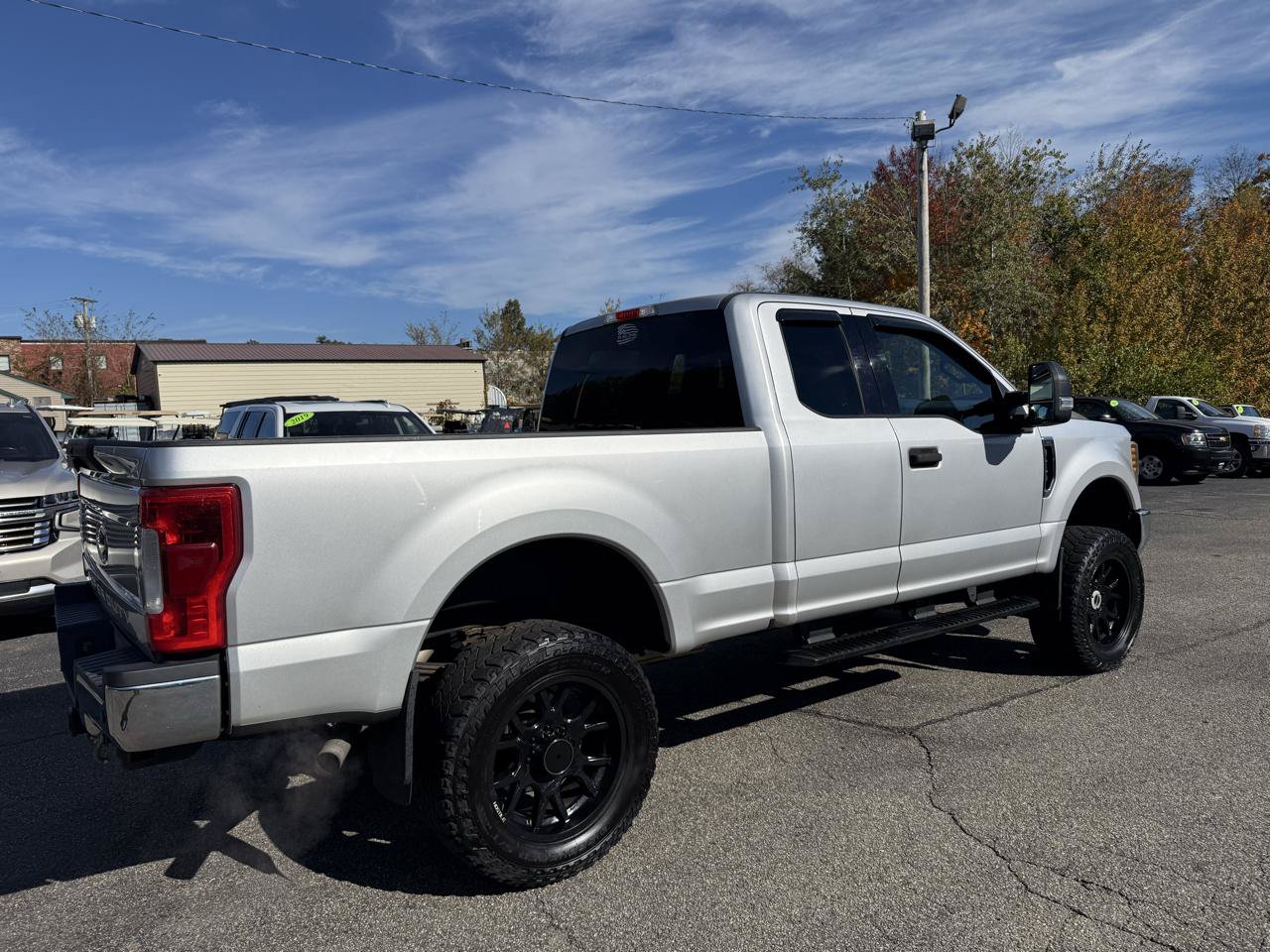 Used 2017 Ford F250 XLT w/ XLT Value Package AWD/4WD image 8