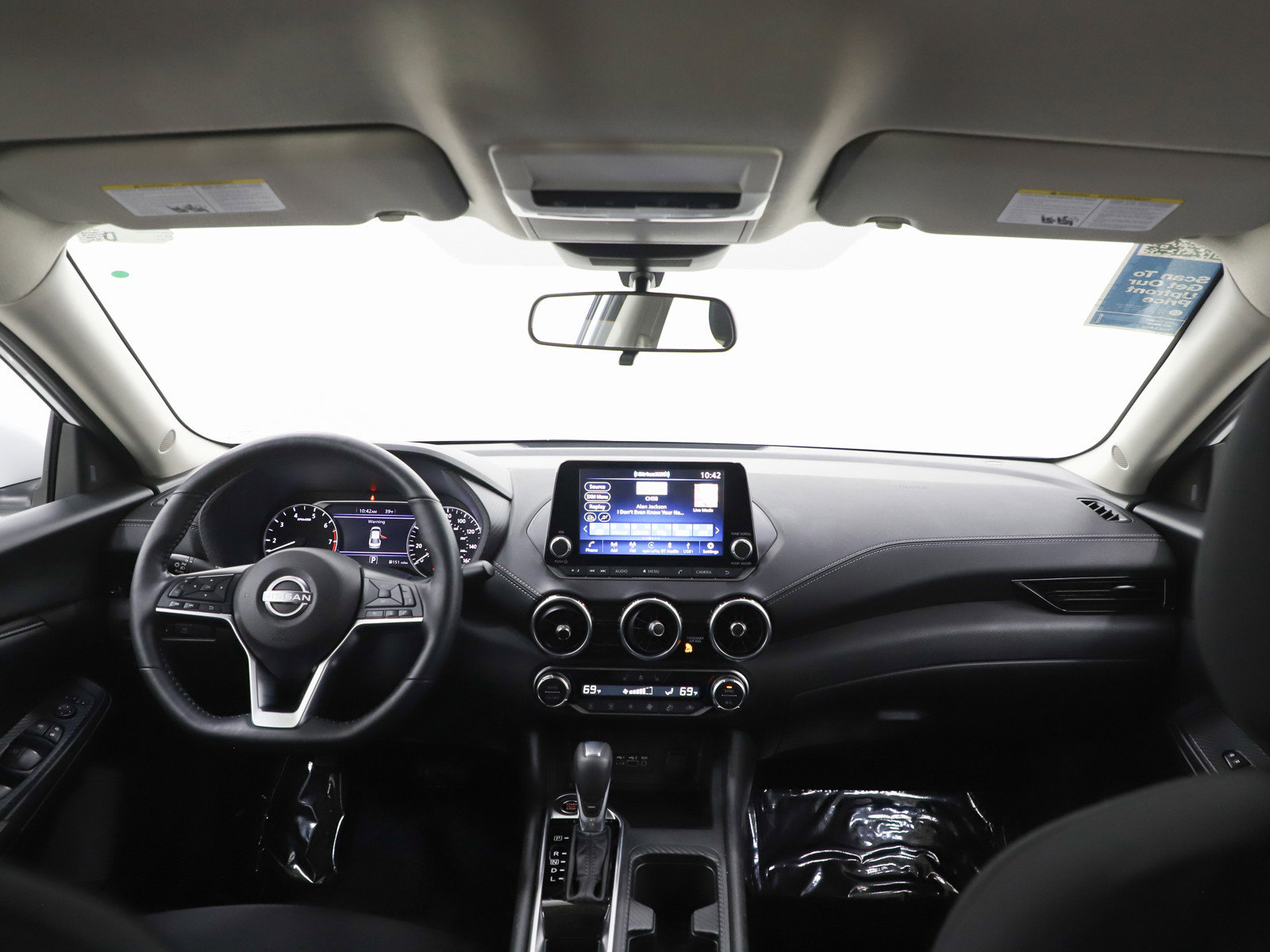 Used 2025 Nissan Sentra SV w/ All-Weather Package image 13