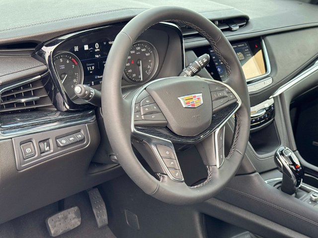New 2026 Cadillac XT5 Premium Luxury w/ Driver Assist Package AWD/4WD image 18