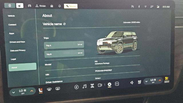 Used 2023 Rivian R1S Adventure image 15