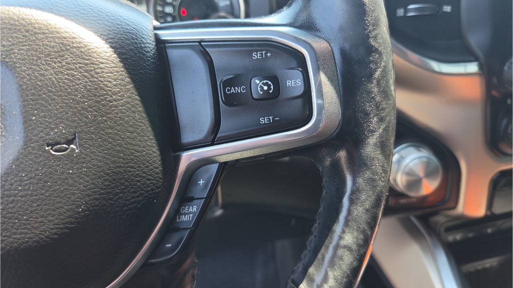 Used 2019 RAM 1500 Laramie w/ Sport Appearance Package AWD/4WD image 36