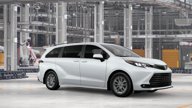 New 2026 Toyota Sienna XLE FWD image 16