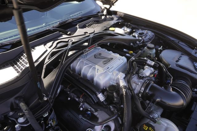 Used 2022 Ford Mustang Shelby GT500 w/ Technology Package image 33