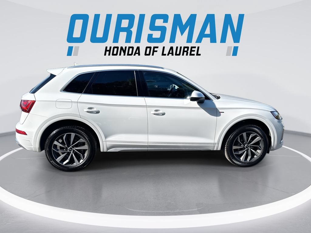 Used 2022 Audi Q5 2.0T Premium Plus w/ Premium Plus Package AWD/4WD image 9