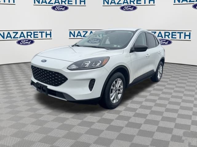 Used 2022 Ford Escape SE w/ Convenience Package image 3