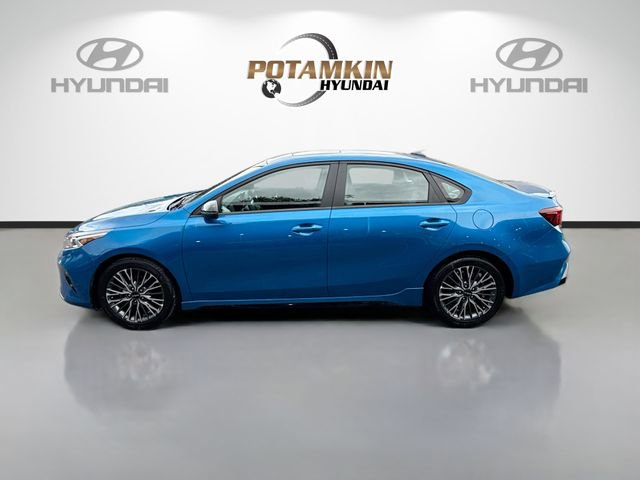 Used 2024 Kia Forte GT-Line w/ GT-Line Premium Package image 8