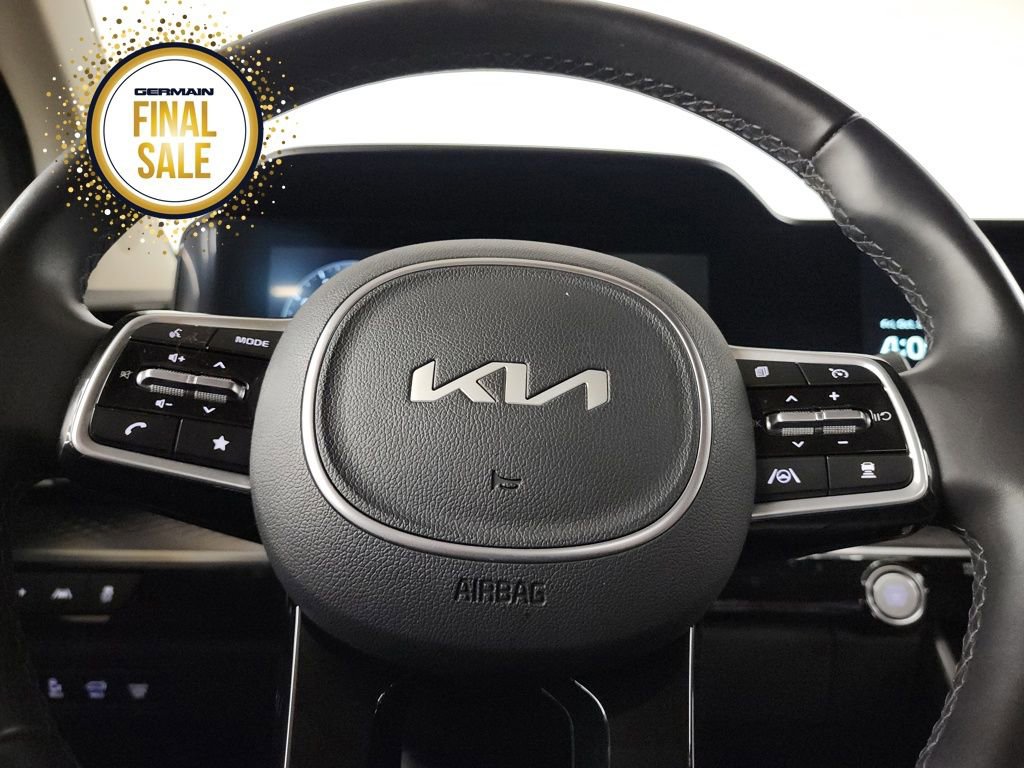 Certified 2024 Kia Carnival SX Prestige image 20