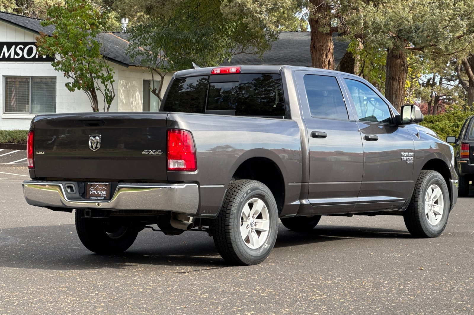 Used 2023 RAM 1500 Classic SLT w/ Trailer & Traction Group image 4