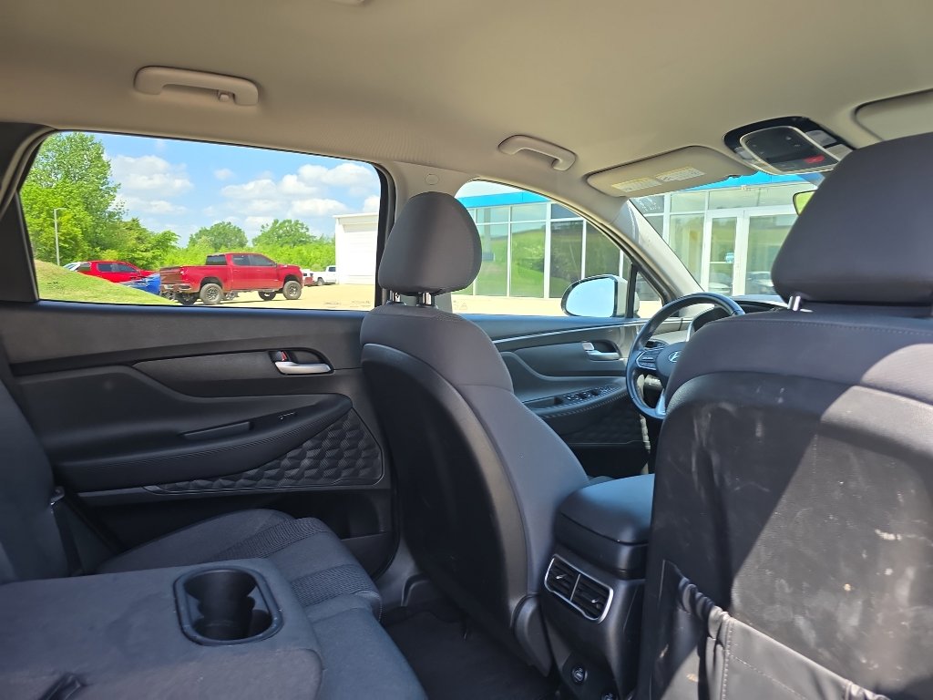 Used 2023 Hyundai Santa Fe SEL AWD/4WD image 16