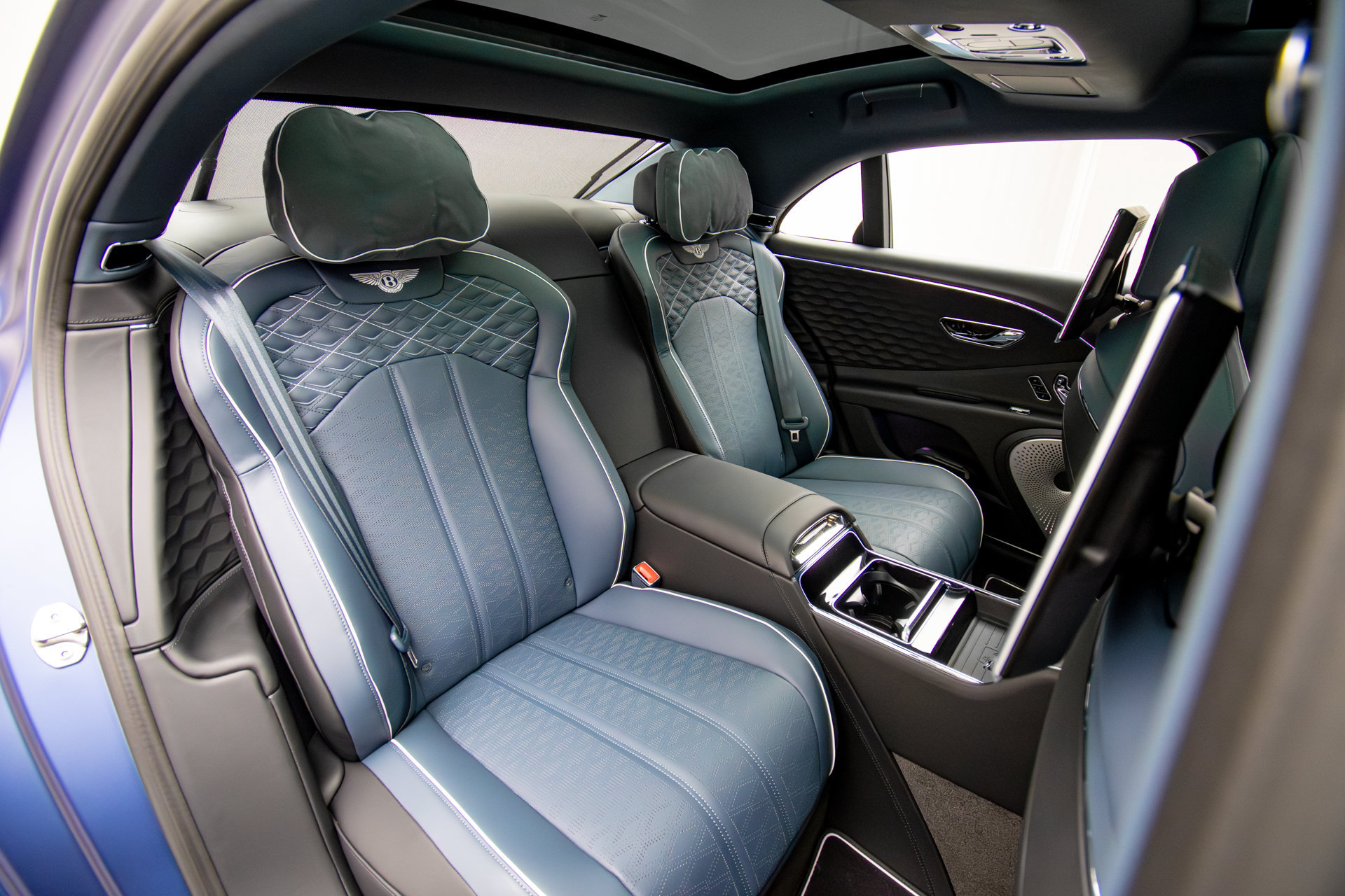 New 2026 Bentley Flying Spur Plug-In Hybrid AWD/4WD image 30