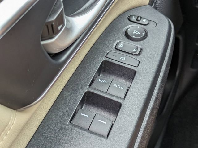 Used 2022 Honda CR-V Touring image 29