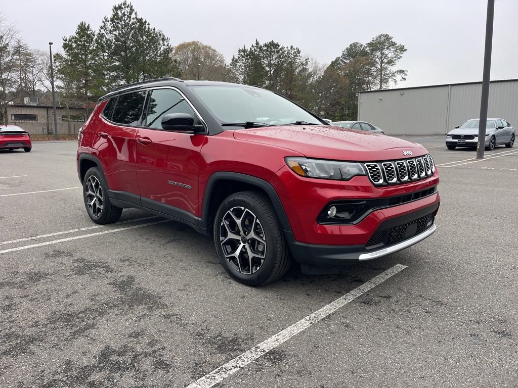 Certified 2025 Jeep Compass Limited image 4