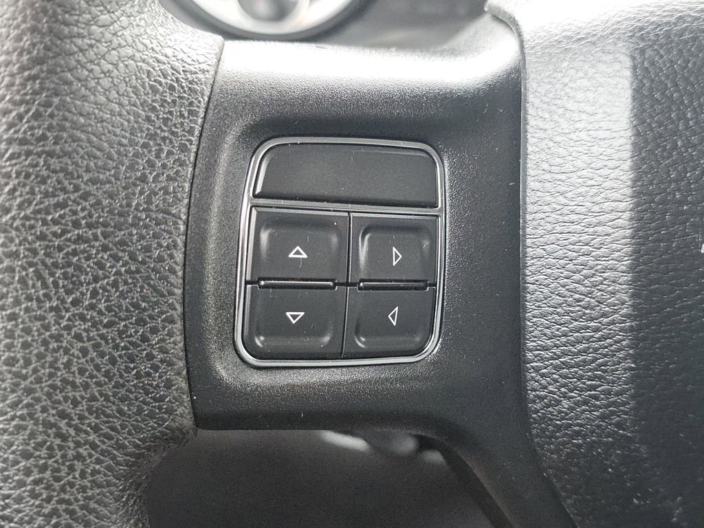 Used 2017 RAM 1500 Express AWD/4WD image 27