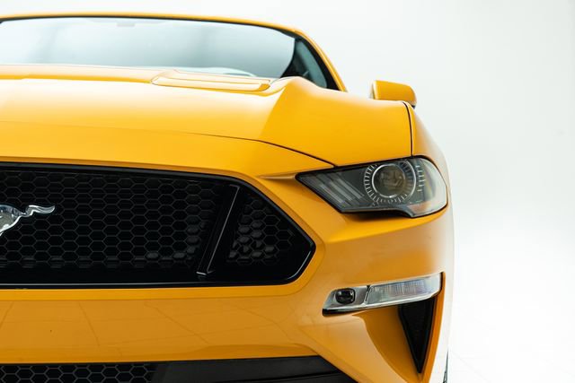 Used 2018 Ford Mustang GT w/ GT Performance Package RWD image 7