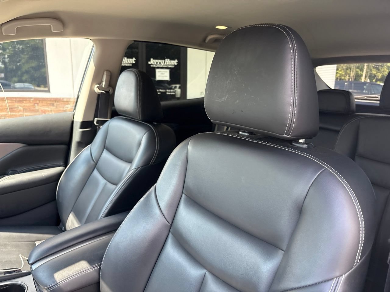 Used 2024 Nissan Murano SV w/ SV Midnight Edition Package FWD image 3