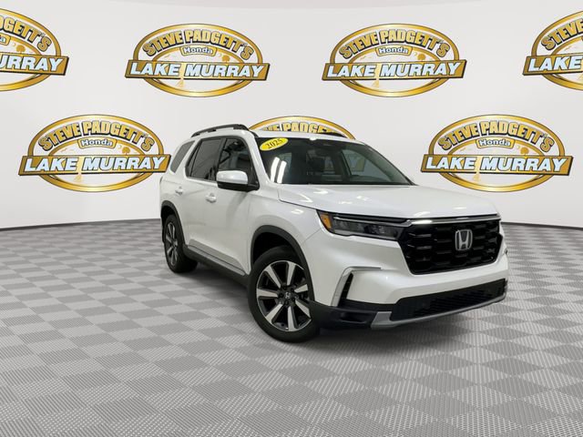 Used 2025 Honda Pilot Touring image 5