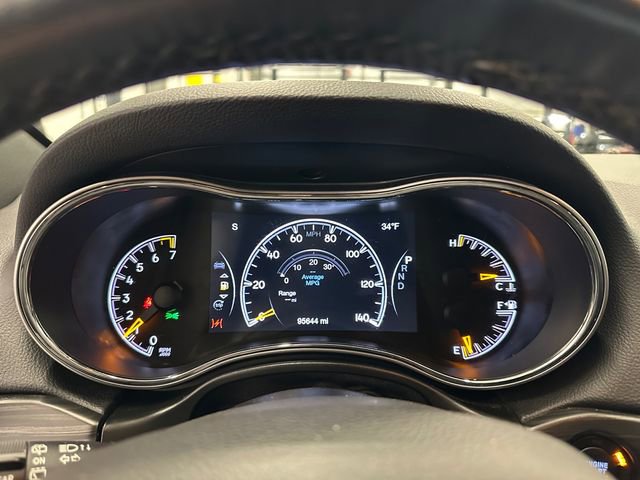 Used 2019 Jeep Grand Cherokee Limited image 29