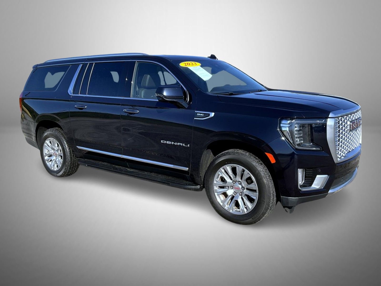 Certified 2023 GMC Yukon XL Denali image 3