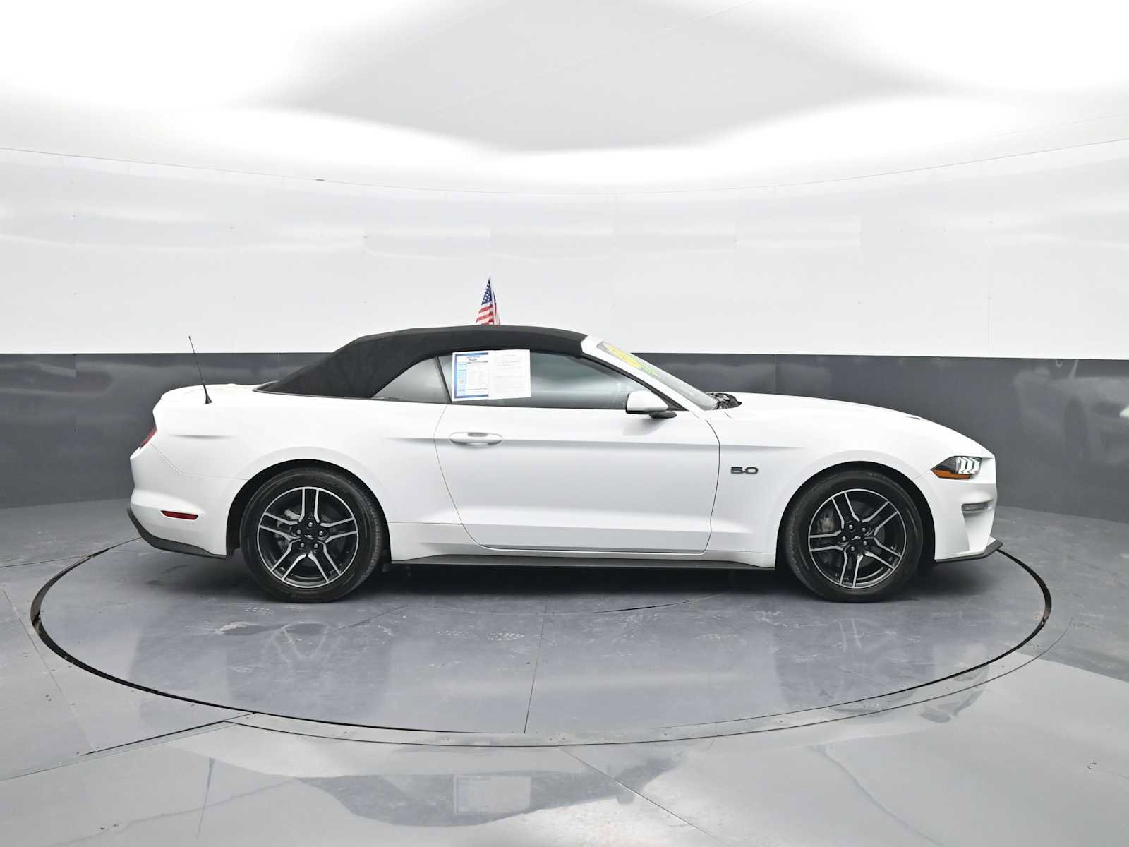 Used 2023 Ford Mustang GT Premium RWD image 9