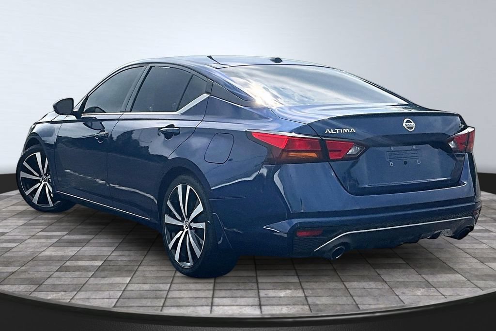 Used 2020 Nissan Altima 2.5 SR w/ Premium Package FWD image 12