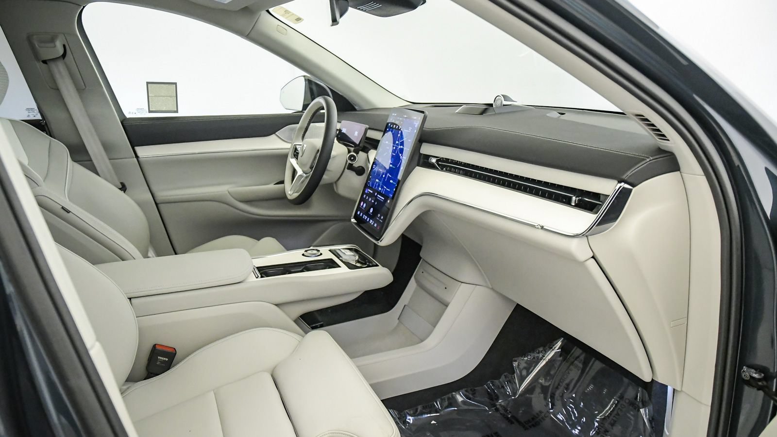Certified 2025 Volvo EX90 Ultra AWD/4WD image 15