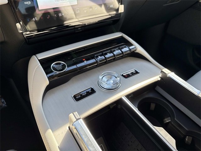 New 2025 Lincoln Navigator Reserve image 30