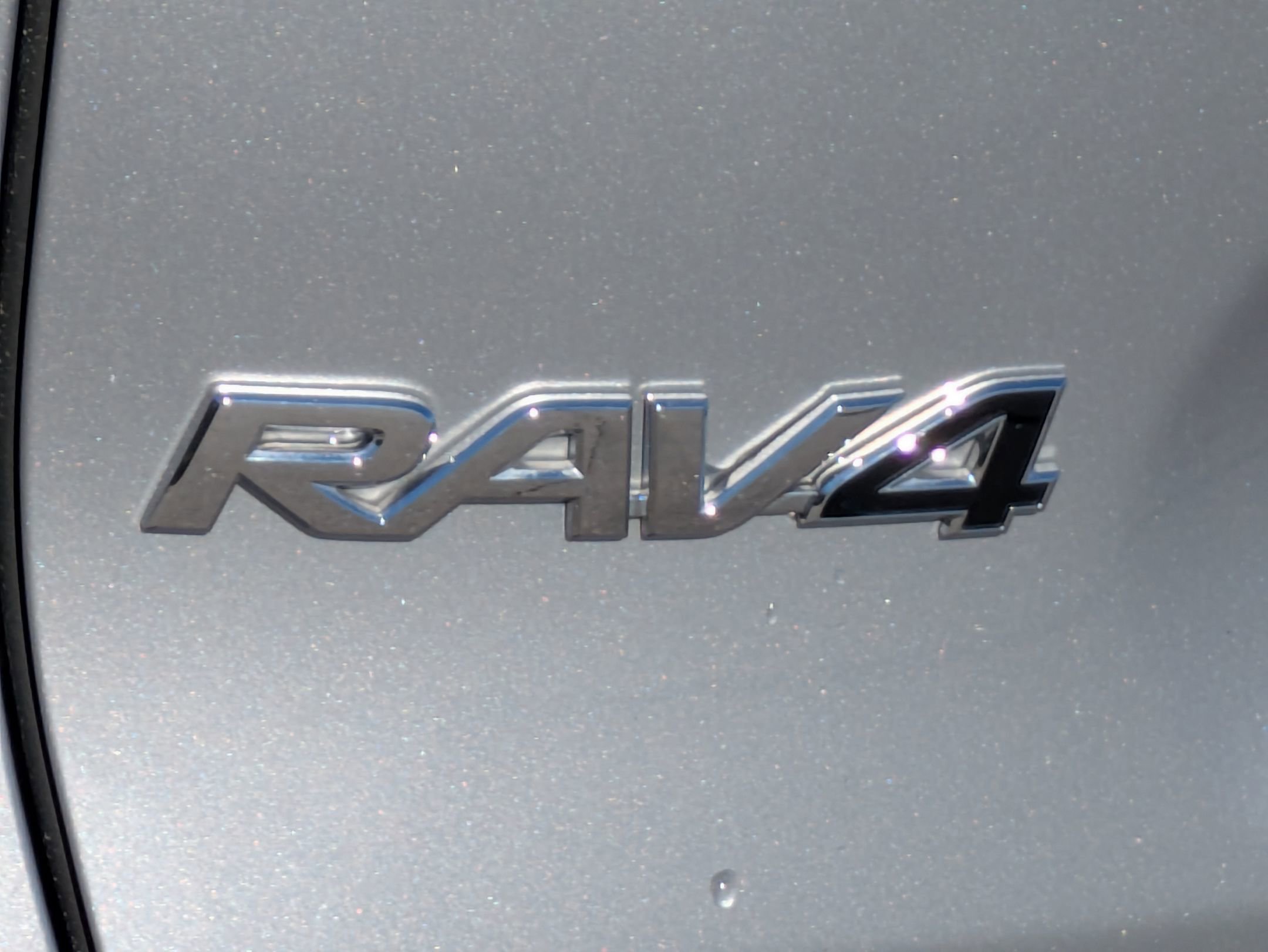 Used 2024 Toyota RAV4 XLE w/ Convenience Package image 32