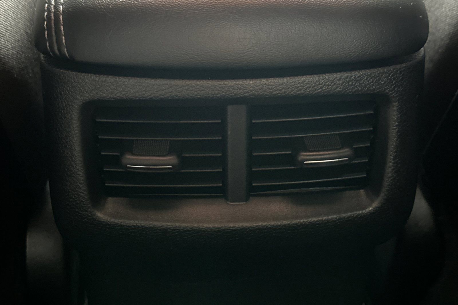 Used 2022 Dodge Challenger R/T w/ Shaker Package RWD image 15