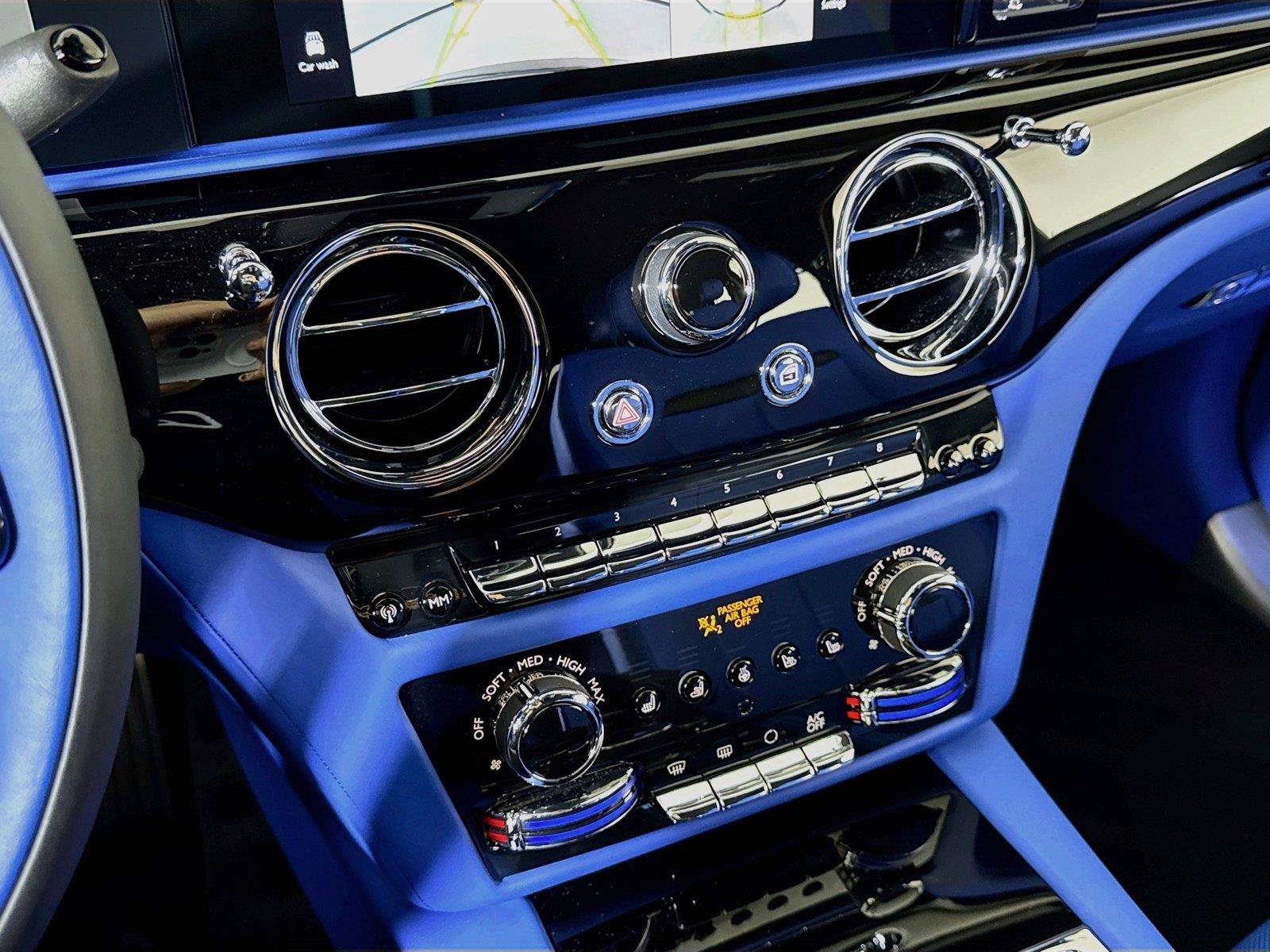 Used 2025 Rolls-Royce Ghost AWD/4WD image 23