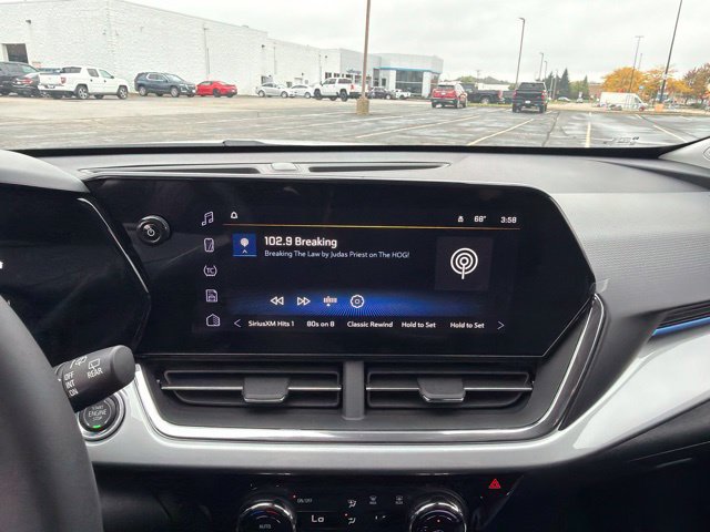 New 2026 Chevrolet Trax LT w/ Driver Confidence Package FWD image 15