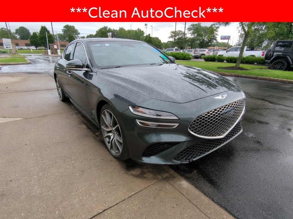 Used 2022 Genesis G70 2.0T w/ Prestige Package RWD image 3