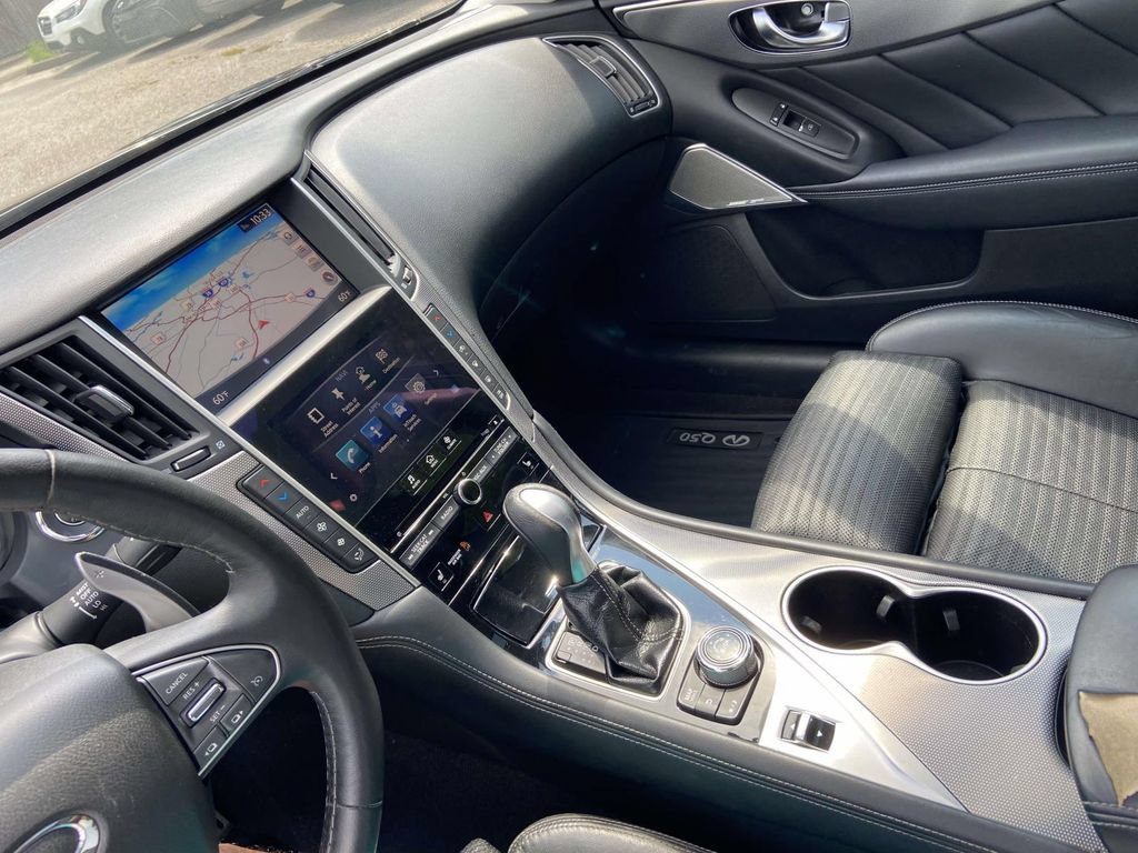 Used 2017 INFINITI Q50 Red Sport 400 RWD image 26
