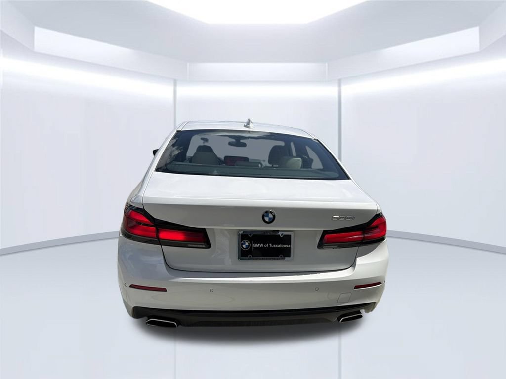 Used 2021 BMW 530i w/ Premium Package RWD image 6