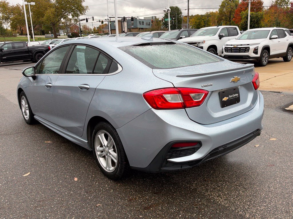 Used 2017 Chevrolet Cruze LT w/ Convenience Package FWD image 26