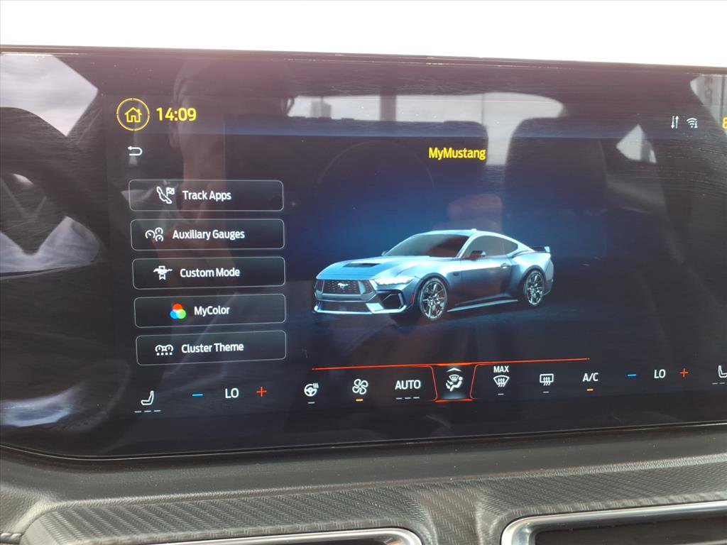 Used 2024 Ford Mustang Premium image 11