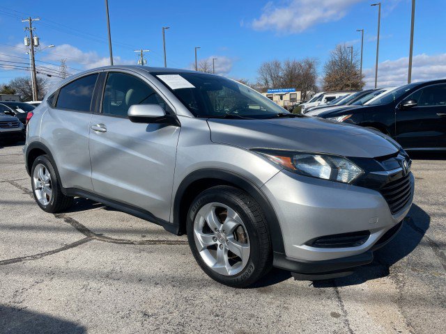 Used 2016 Honda HR-V LX image 6