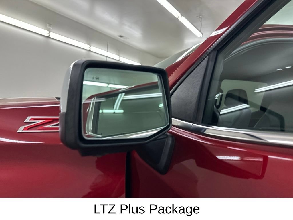 Used 2022 Chevrolet Silverado 1500 LTZ w/ LTZ Premium Package AWD/4WD image 20