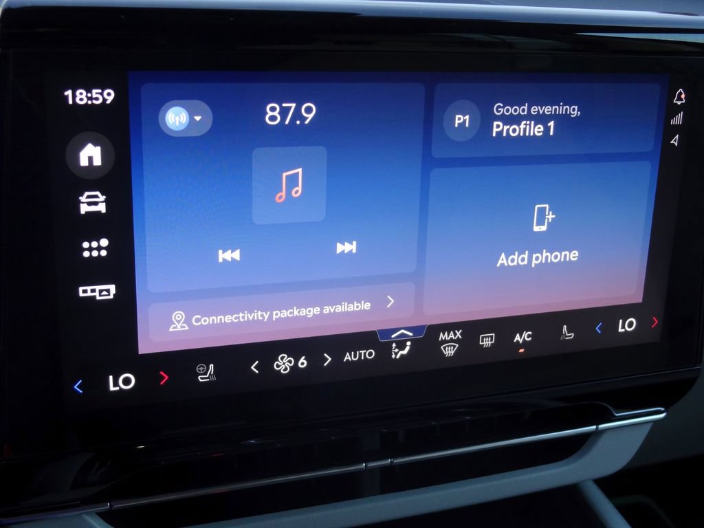 Used 2026 Lincoln Nautilus Premier AWD/4WD image 20