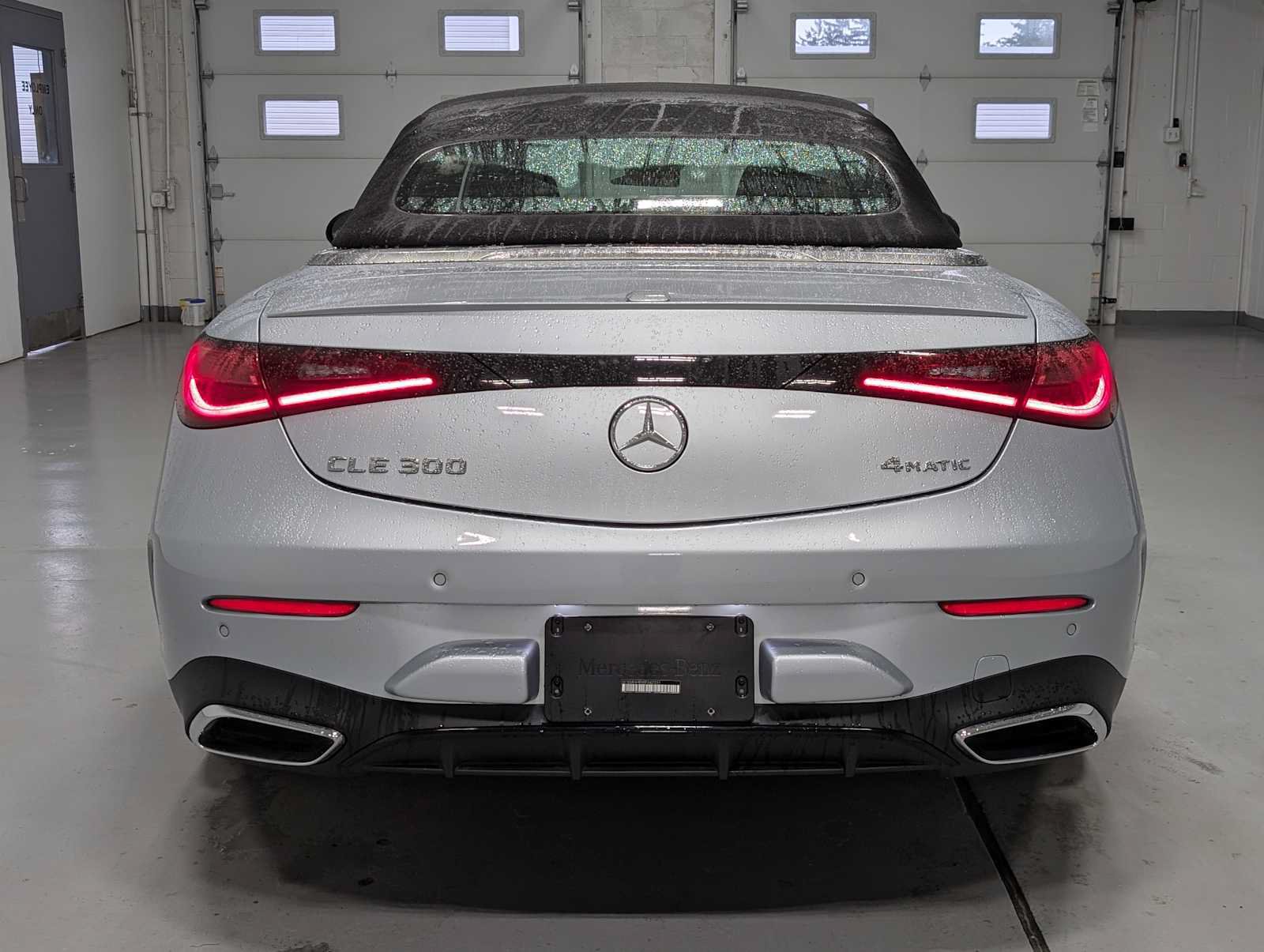Used 2024 Mercedes-Benz CLE 300 4MATIC Cabriolet image 20